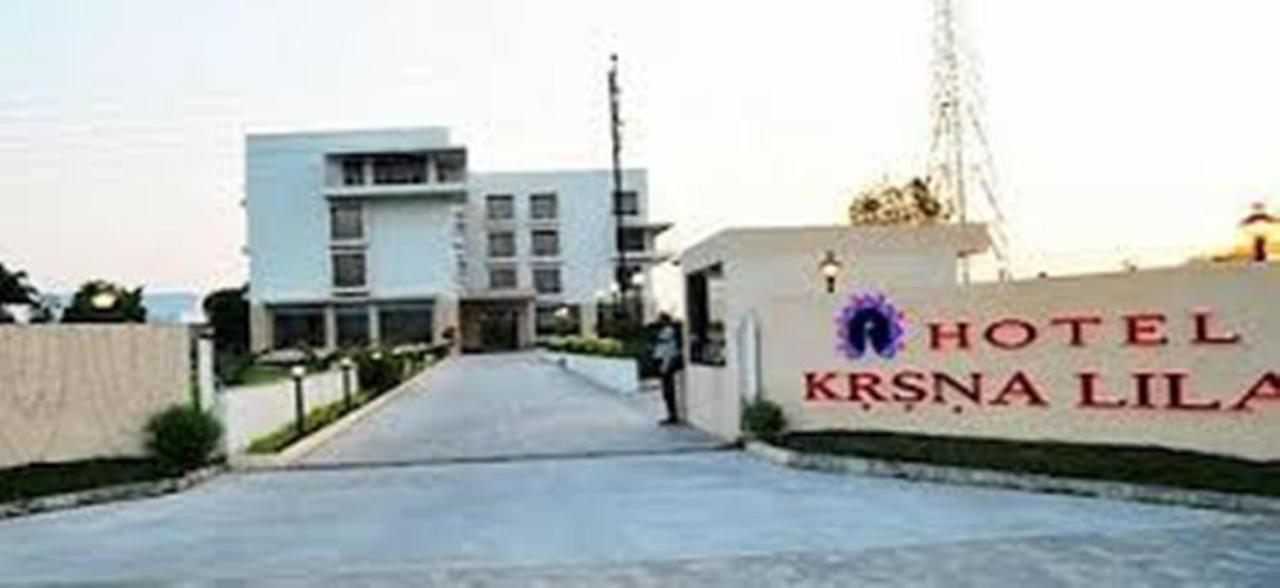 Krsna Lila By The Blues Hotel Sānand Kültér fotó